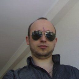 Макс, Киев