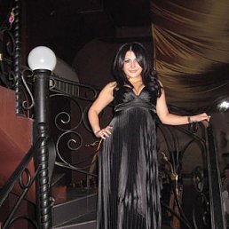 Наденька, Москва